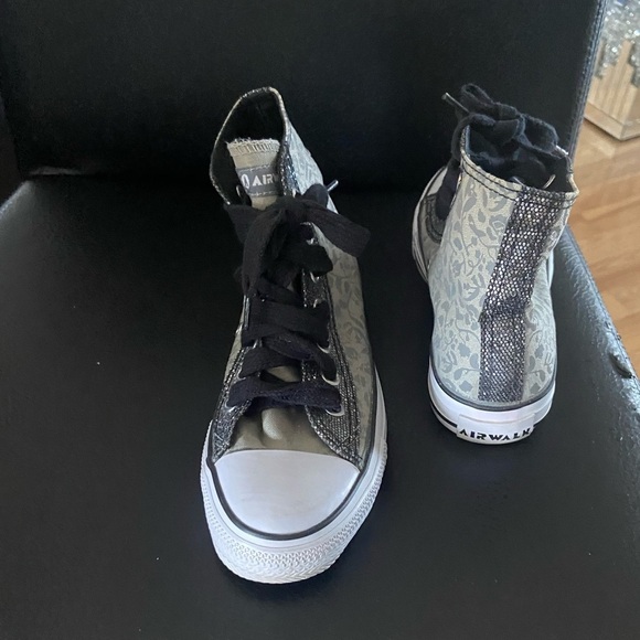 Airwalk High Top Sneakers - Picture 7 of 7